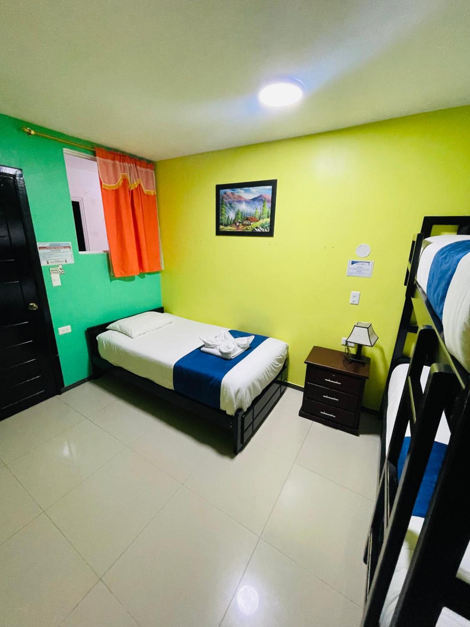 Hostal Balcon Del Cielo Baños Екстериор снимка