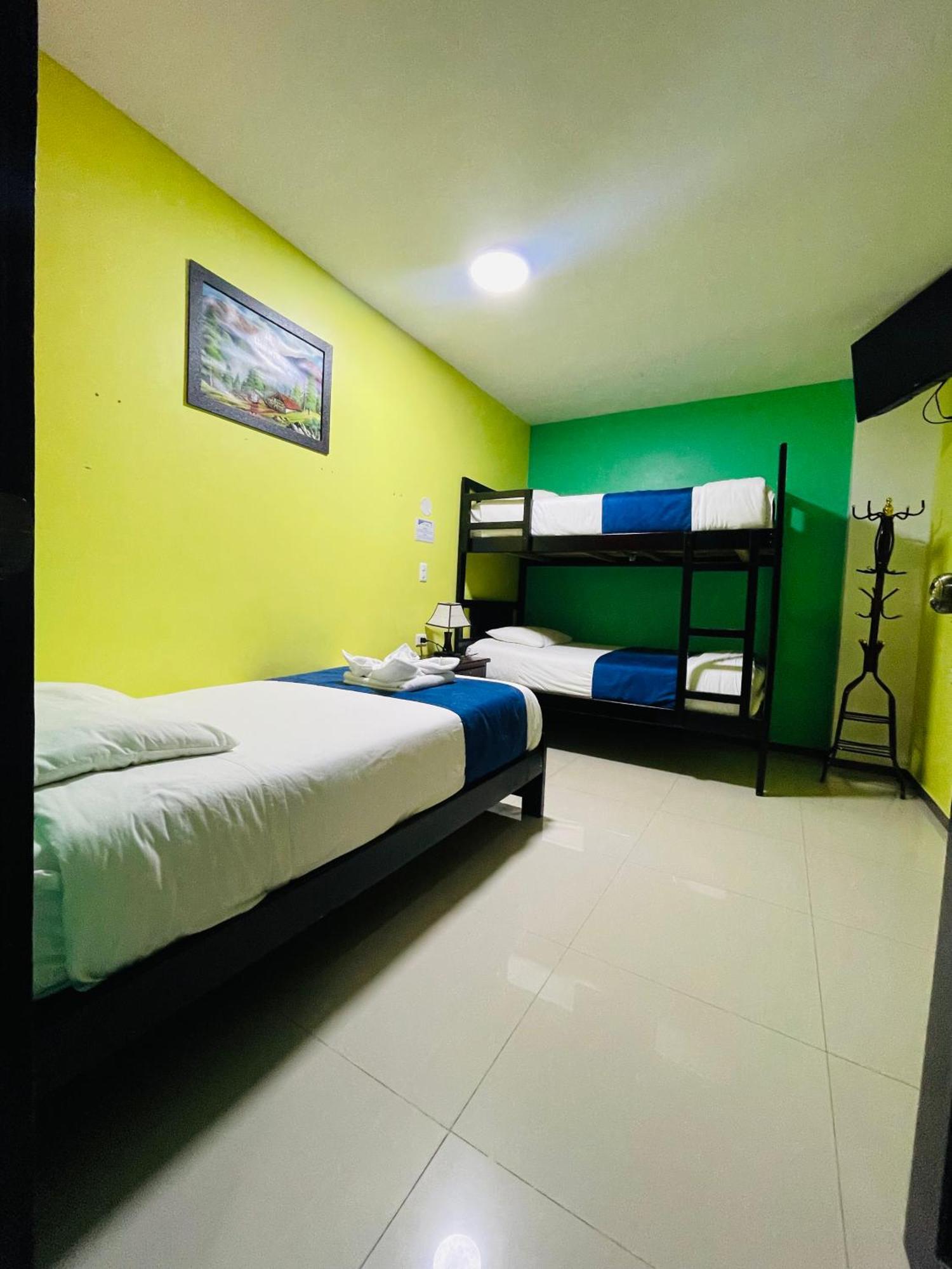 Hostal Balcon Del Cielo Baños Екстериор снимка